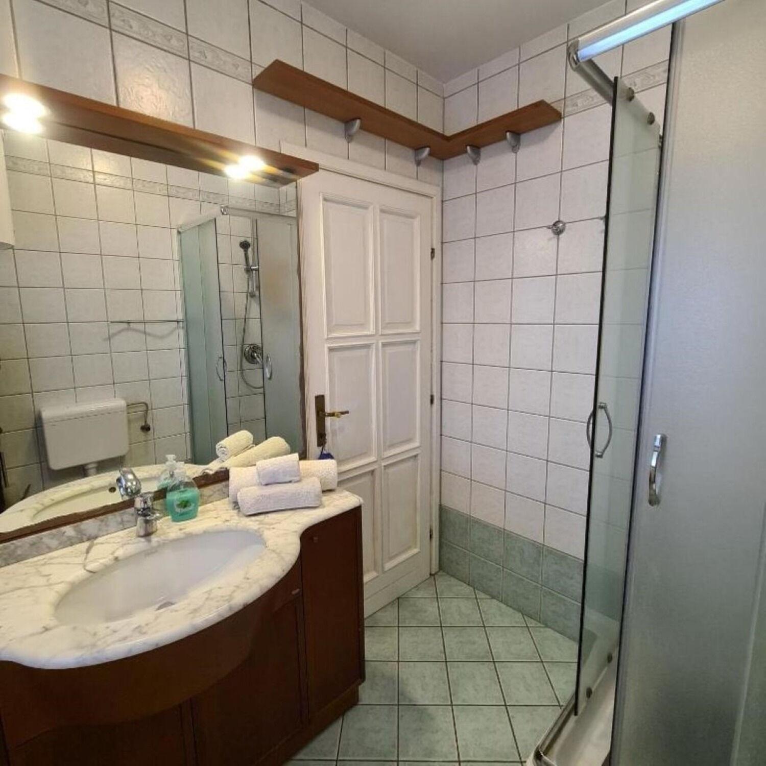 Apartments Berto - 500M To The Beach Rovinj Extérieur photo