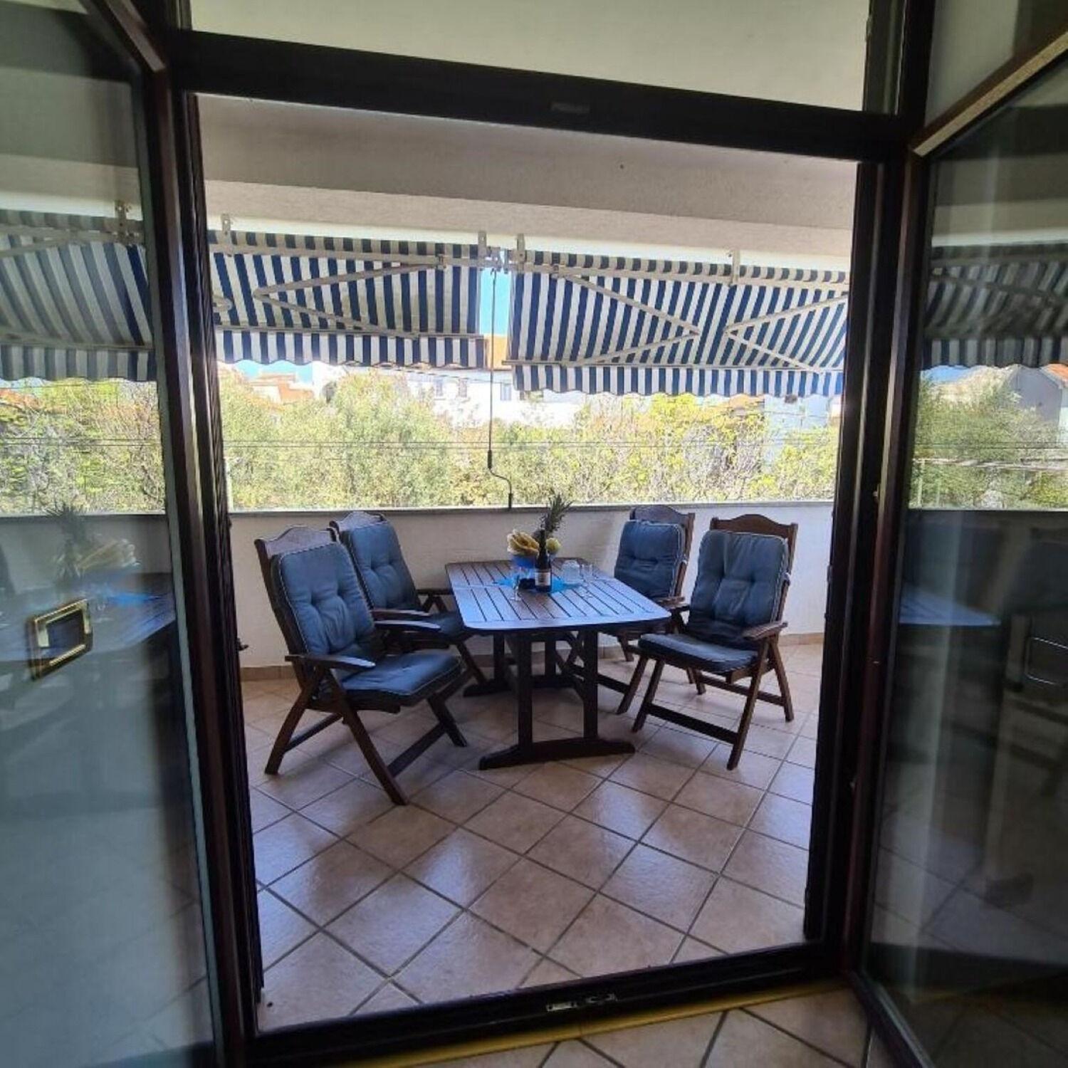 Apartments Berto - 500M To The Beach Rovinj Extérieur photo