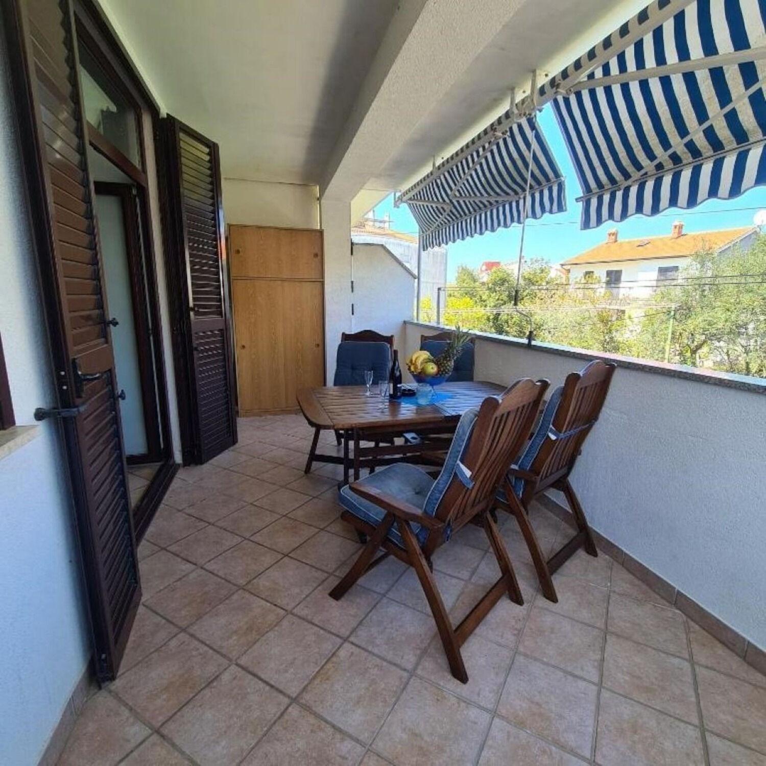 Apartments Berto - 500M To The Beach Rovinj Extérieur photo